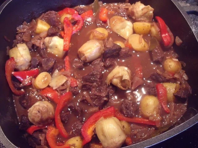 Italienisches Artischocken-Rotwein-Gulasch - Rezept - Bild Nr. 2