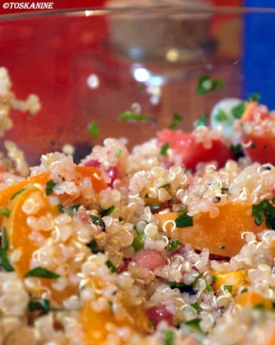 Fruchtiger Quinoa-Salat mit Ziegenfeta in Pancetta - Rezept - Bild Nr. 7