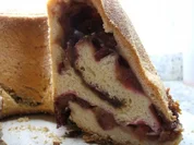 Backen: Zwetschgen-Gugelhupf mit Marzipan - Rezept