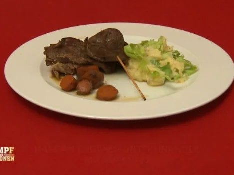 Rezept: Hase an Endivien untereinander mit Rübenjus Hase an Endivien untereinander mit Rübenjus - Rezept