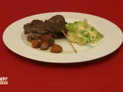 Hase an Endivien untereinander mit Rübenjus - Rezept