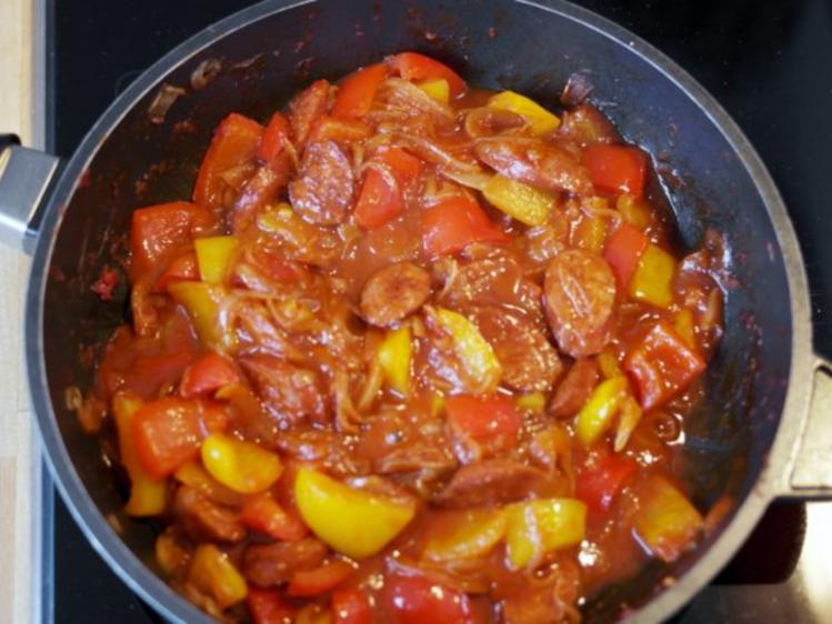 Wurstgulasch à la Cho - Rezept mit Bild - kochbar.de