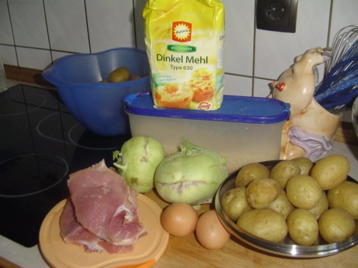 Schnitzel und  Kohlrabipommes mit Petersielkartoffeln - Rezept - Bild Nr. 2