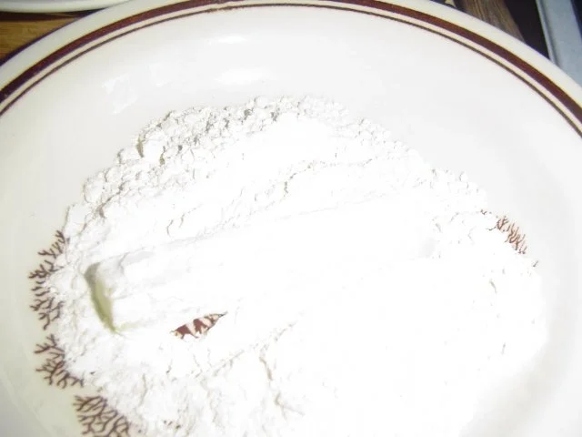 Rezept: Schnitzel und Kohlrabipommes mit Petersielkartoffeln Bild Nr. 9 Schnitzel und Kohlrabipommes mit Petersielkartoffeln - Rezept - Bild Nr. 9