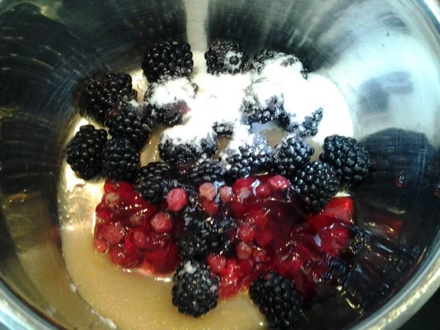 Rezept: Birnenküchlein mit Brombeerkompott Bild Nr. 3 Birnenküchlein mit Brombeerkompott - Rezept - Bild Nr. 3