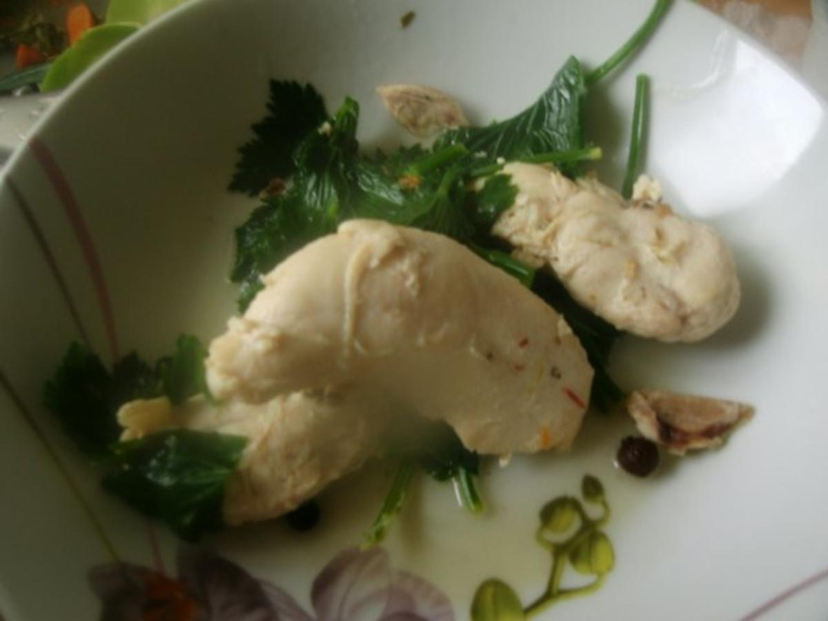 Bunte Gartensuppe mit Huhn und Mie-Nudeln - leicht verschärft - Rezept - Bild Nr. 4