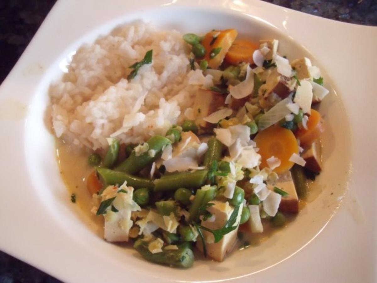 Vegetarisches Gemusecurry Mit Rauchertofu Rezept Kochbar De