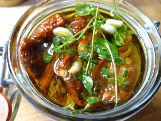 Rezept: Getrocknete Tomaten in Olivenöl Getrocknete Tomaten in Olivenöl - Rezept