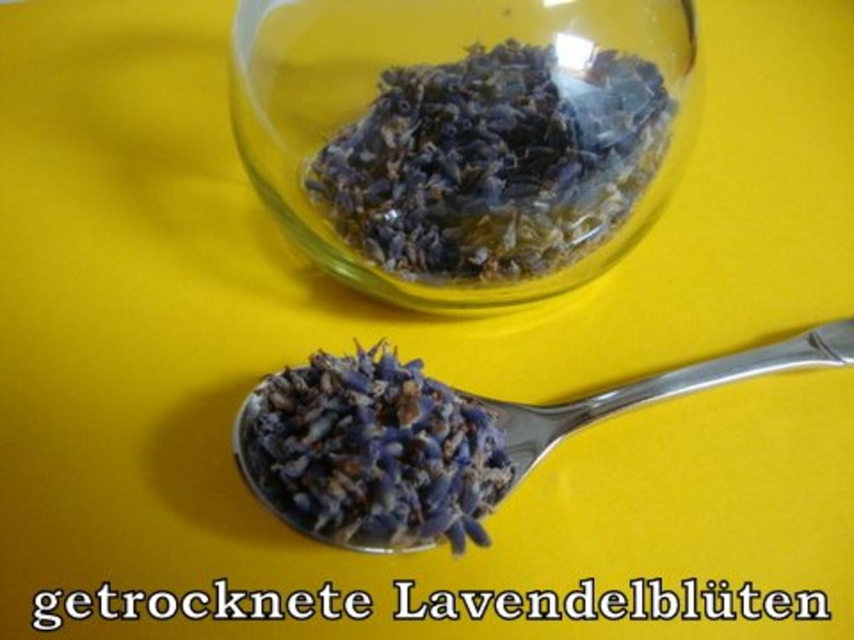 Aprikosen Konfitüre mit Mandeln-Lavendel und Honig - Rezept - Bild Nr. 4