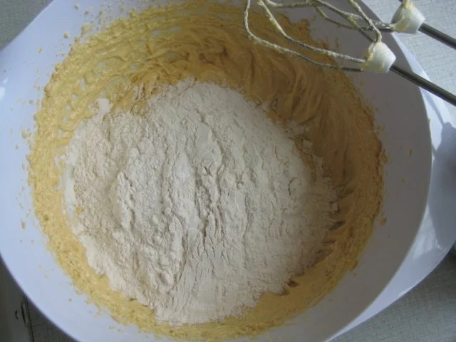 Zucchini Himbeer Gugelhupf - Rezept - Bild Nr. 10