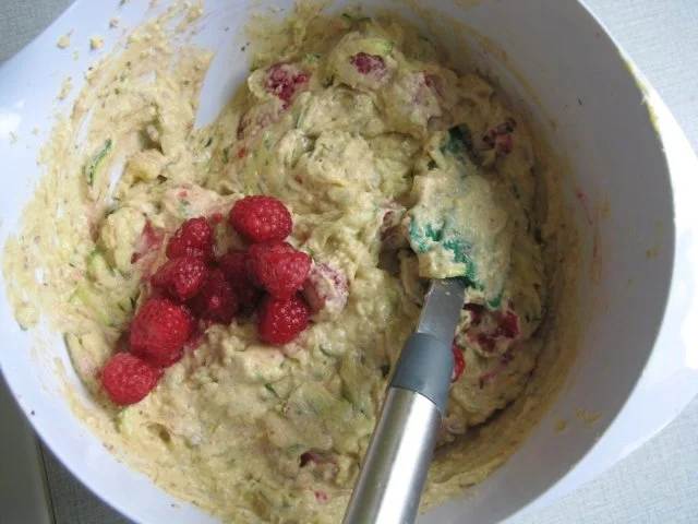 Zucchini Himbeer Gugelhupf - Rezept - Bild Nr. 15