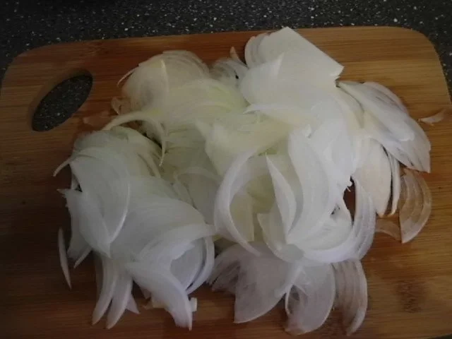 Enikös Backkartoffeln mit Kräuterquark, dazu Zwiebelsalat - Rezept - Bild Nr. 9