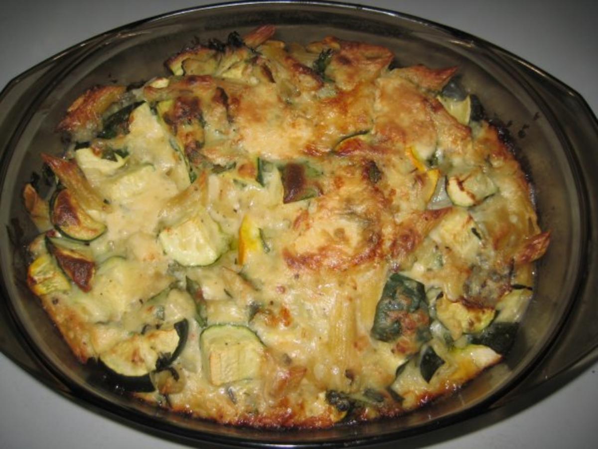 Makkaroni-Zucchini-Gratin - Rezept mit Bild - kochbar.de