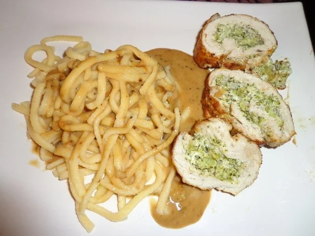 Rezept: Puten-Brokkoli-Röllchen Bild Nr. 2 Puten-Brokkoli-Röllchen - Rezept - Bild Nr. 2