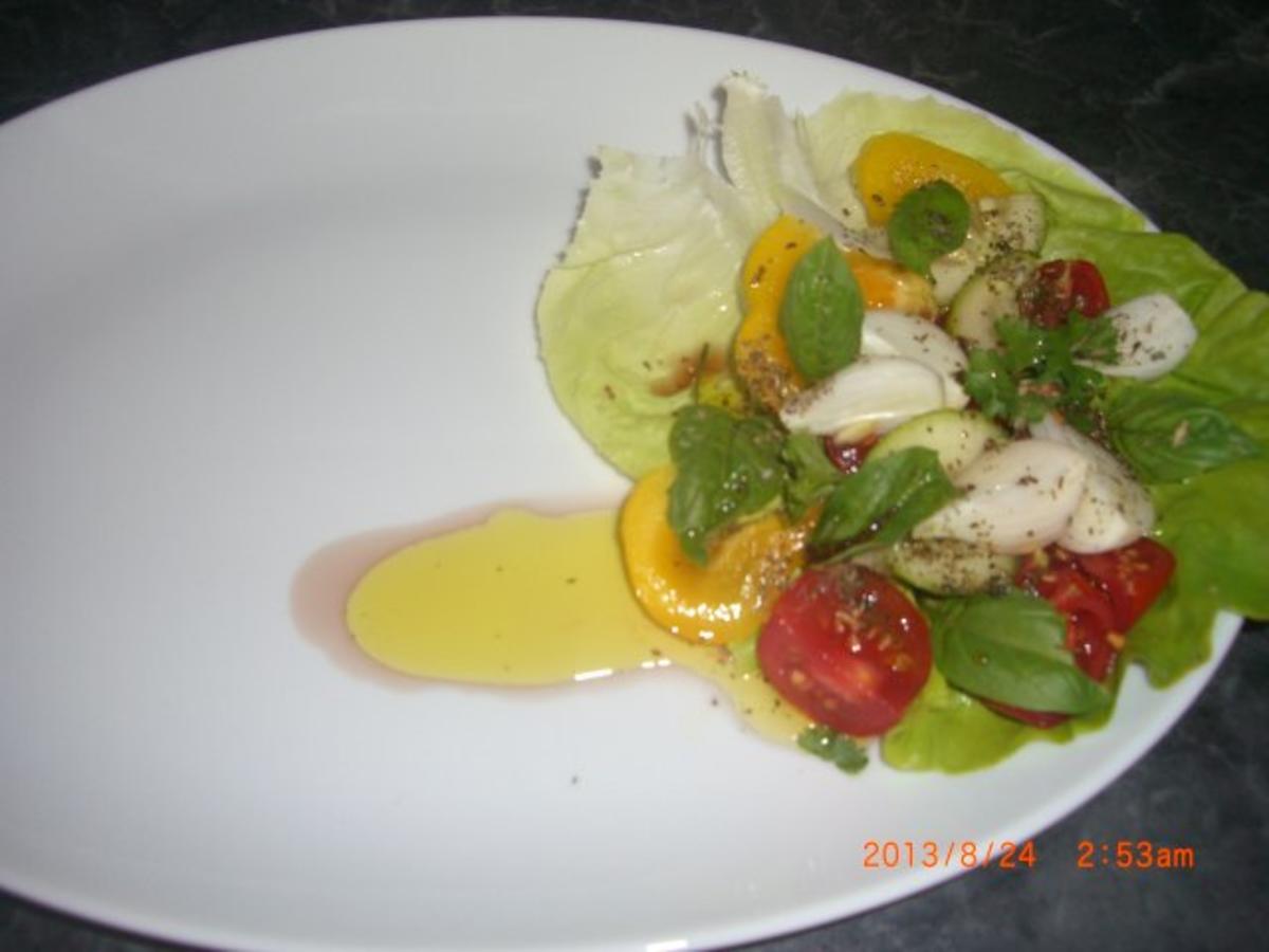 Garnelenplatte mit gebratener Feige, griechischem Salat und Bratkartoffeln - Rezept - Bild Nr. 6