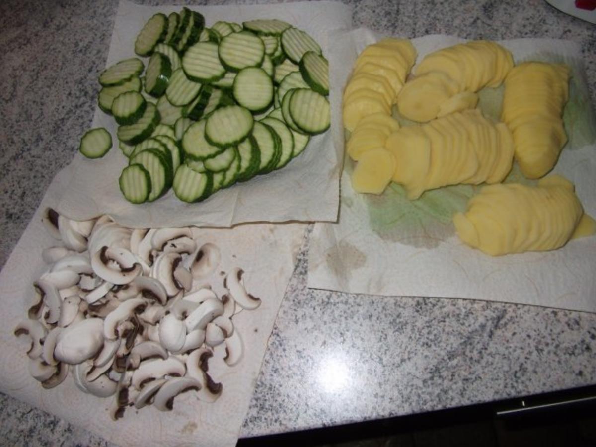 Zucchini-Kartoffel-Auflauf Dieter´s Art - Rezept - Bild Nr. 3