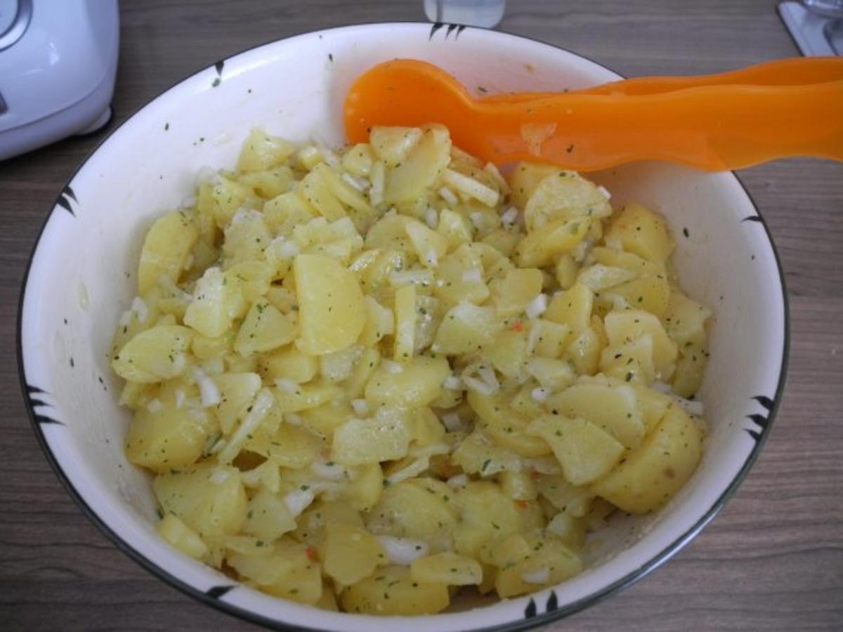 Beilagen: Schwäbischer Kartoffelsalat mit Rucola - Rezept