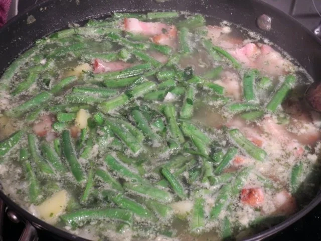 Suppen & Eintöpfe :  Grüne Bohnen mit Rauchspeck - Rezept - Bild Nr. 12