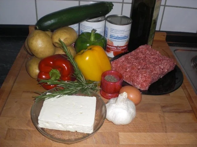 Backkartoffeln und Bifteki à la Linda - Rezept - Bild Nr. 2