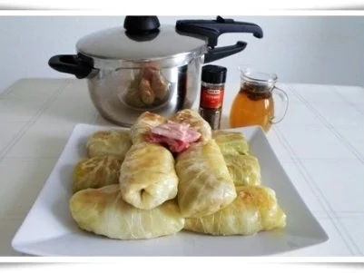 Rezept: Kohlrouladen mit Hackfleisch – Reis - Füllung Bild Nr. 21 Kohlrouladen mit Hackfleisch – Reis - Füllung - Rezept - Bild Nr. 21