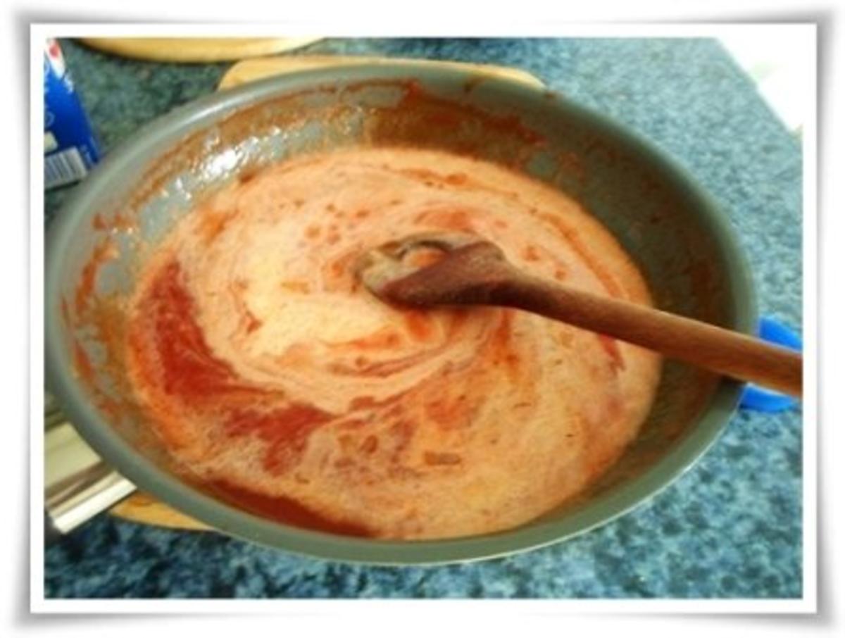 Kohlrouladen mit Tomatensauce, Salzkartoffeln und Möhren - schonend gegart. - Rezept - Bild Nr. 12