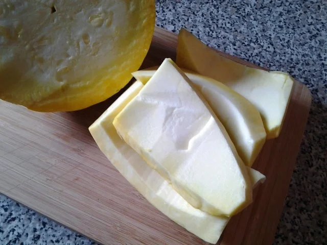 Rezept: Kürbisküchlein mit gebrannten Sonnenblumenkernen Bild Nr. 3 Kürbisküchlein mit gebrannten Sonnenblumenkernen - Rezept - Bild Nr. 3