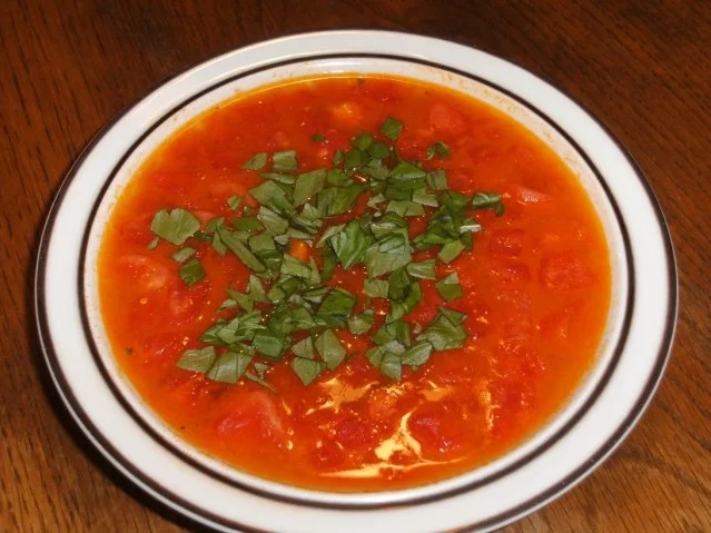 Suppe: Tomatenessenz - Rezept