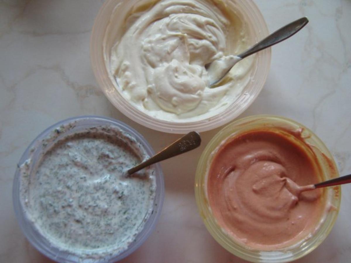 drei Grillsaucen, Dipsaucen, Fonduesaucen - Rezept - kochbar.de