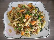Hackfleisch : Hackfleisch mit Gemüse und Pasta dazu Blumenkohl - Rezept