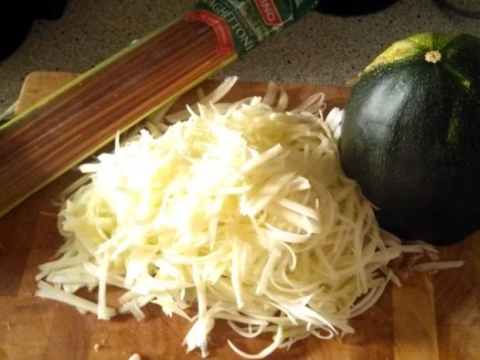 Zuchini Spaghetti mit Pesto - Rezept - Bild Nr. 2