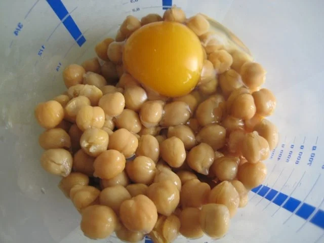 Rezept: Zucchini-Kichererbsen-Burger Bild Nr. 7 Zucchini-Kichererbsen-Burger - Rezept - Bild Nr. 7