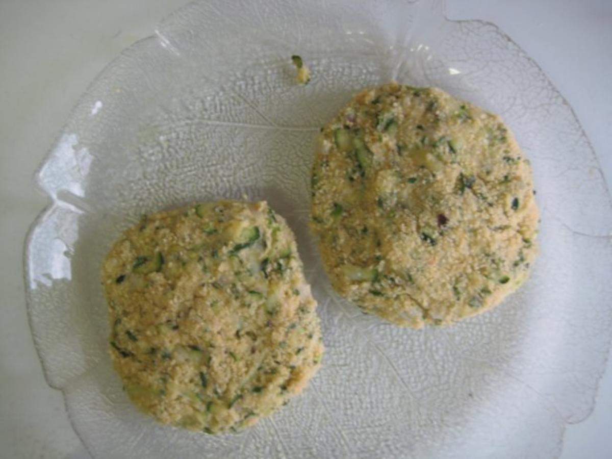 Zucchini-Kichererbsen-Burger - Rezept - Bild Nr. 13