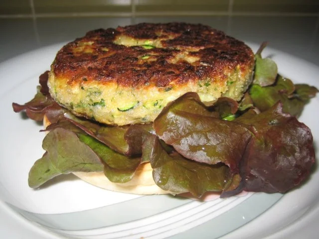 Rezept: Zucchini-Kichererbsen-Burger Bild Nr. 20 Zucchini-Kichererbsen-Burger - Rezept - Bild Nr. 20