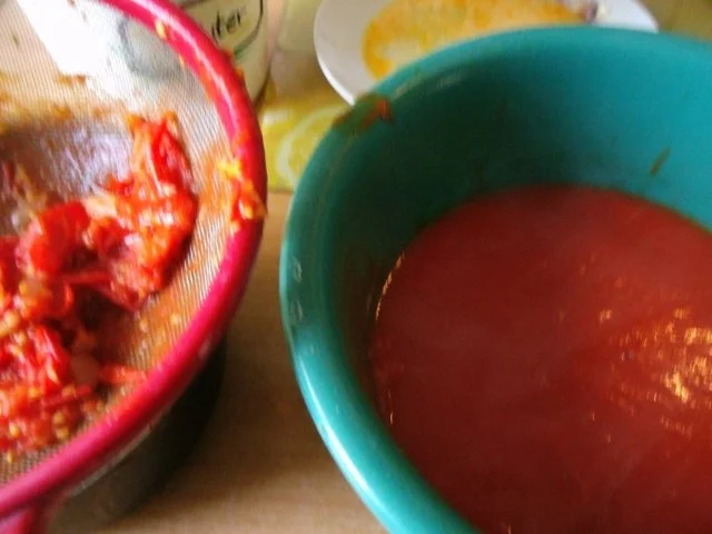 Parmesannudeln in Tomatensauce und Jägerschnitzel - Rezept - Bild Nr. 9