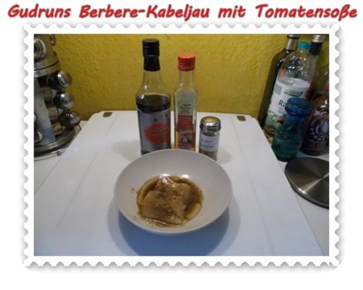 Fisch: Berbere-Kabeljau mit Backkartoffeln und Tomaten-Specksoße - Rezept - Bild Nr. 3