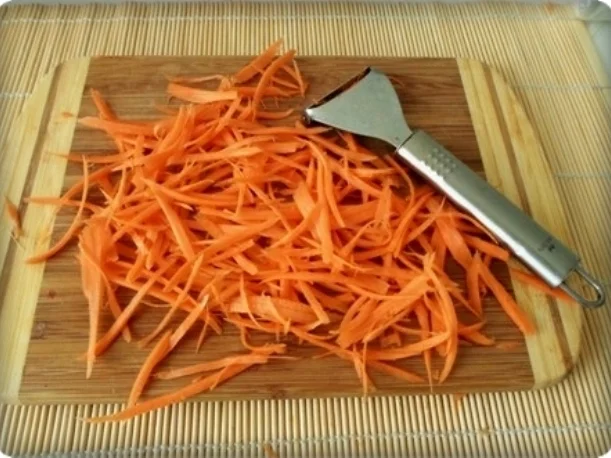 Scharf- saure  Pekingsuppe  mit frischen Shiitake - Rezept - Bild Nr. 17