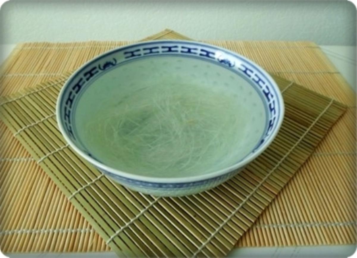 Scharf- saure  Pekingsuppe  mit frischen Shiitake - Rezept - Bild Nr. 23