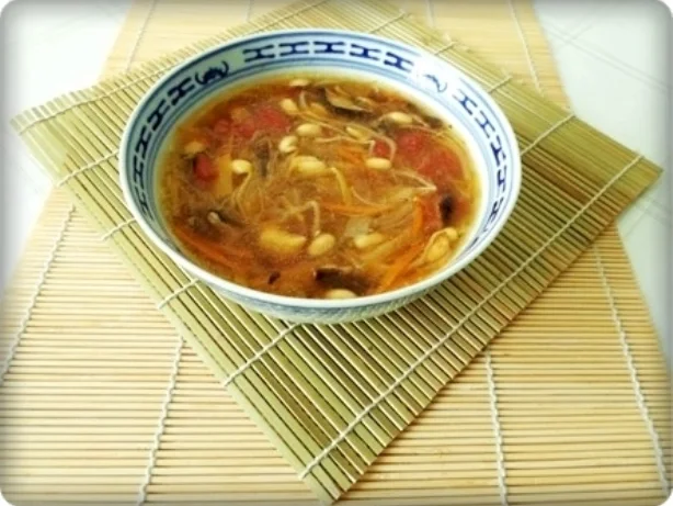 Scharf- saure  Pekingsuppe  mit frischen Shiitake - Rezept - Bild Nr. 30