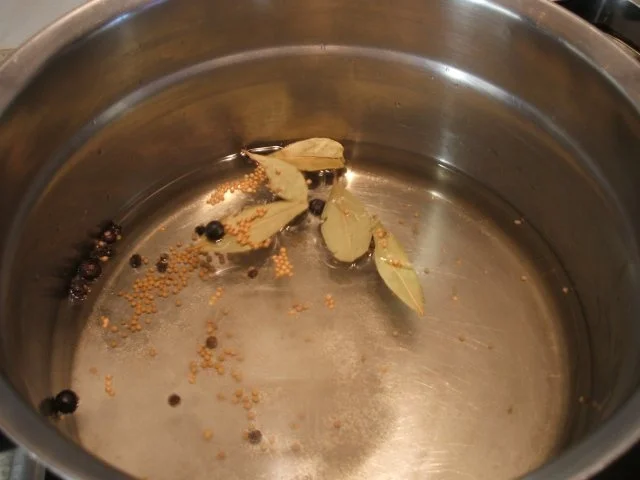 Rezept: Fleisch: Saure Zipfel Bild Nr. 3 Fleisch: Saure Zipfel - Rezept - Bild Nr. 3