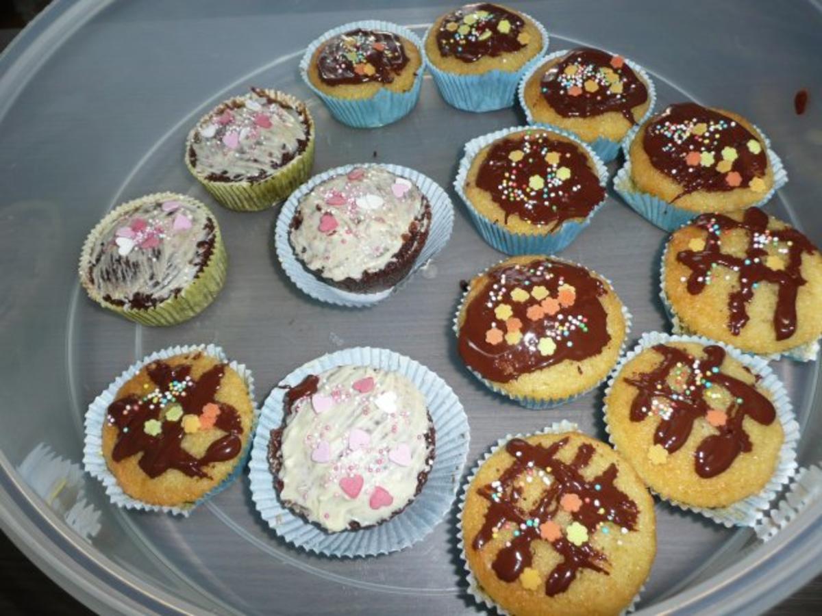 Karotten - Nuss - Muffins + Kokosmuffins - Rezept - Bild Nr. 3