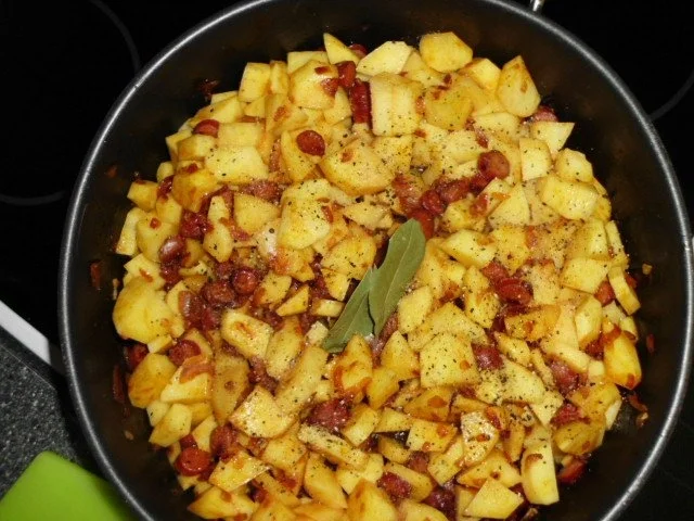 Rezept: Ungarische Kartoffeln mit Kaminwurzel Bild Nr. 11 Ungarische Kartoffeln mit Kaminwurzel - Rezept - Bild Nr. 11