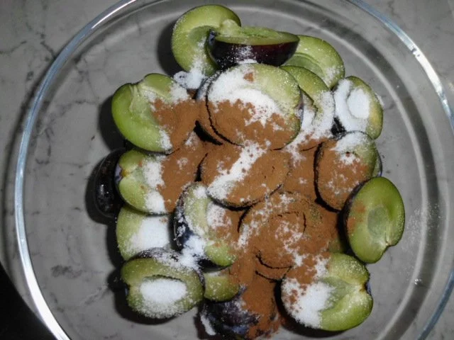 Pflaumen / Marillenknödeln - Rezept - Bild Nr. 2