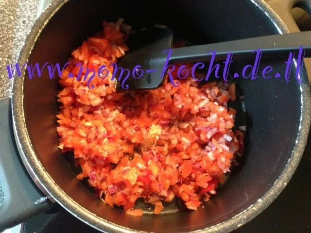 Rezept: Tomaten-Paprika-Salsa Bild Nr. 2 Tomaten-Paprika-Salsa - Rezept - Bild Nr. 2