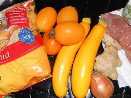 Schweinefilet mit Zucchinigemüse und Bandnudeln - Rezept - Bild Nr. 2