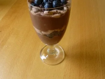 Rezept: Schokotraum mit Blaubeeren Bild Nr. 6 Schokotraum mit Blaubeeren - Rezept - Bild Nr. 6