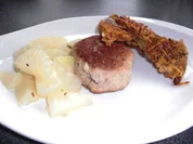 knusprige Frikadelle mit CousCous und Ei /GregCheck-Variante) - Rezept