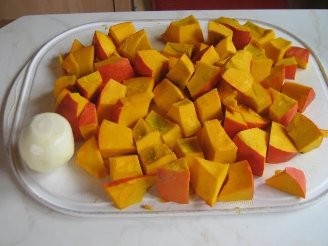 Rezept: Kürbissuppe mit Ingwer Bild Nr. 3 Kürbissuppe mit Ingwer - Rezept - Bild Nr. 3