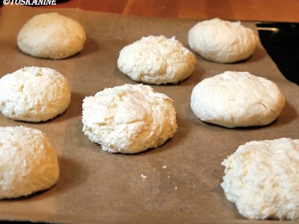 Rezept: Süsse Quarkbrötchen Bild Nr. 5 Süsse Quarkbrötchen - Rezept - Bild Nr. 5