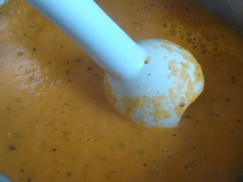 Rezept: eine cremige Tomatensuppe Bild Nr. 12 eine cremige Tomatensuppe - Rezept - Bild Nr. 12