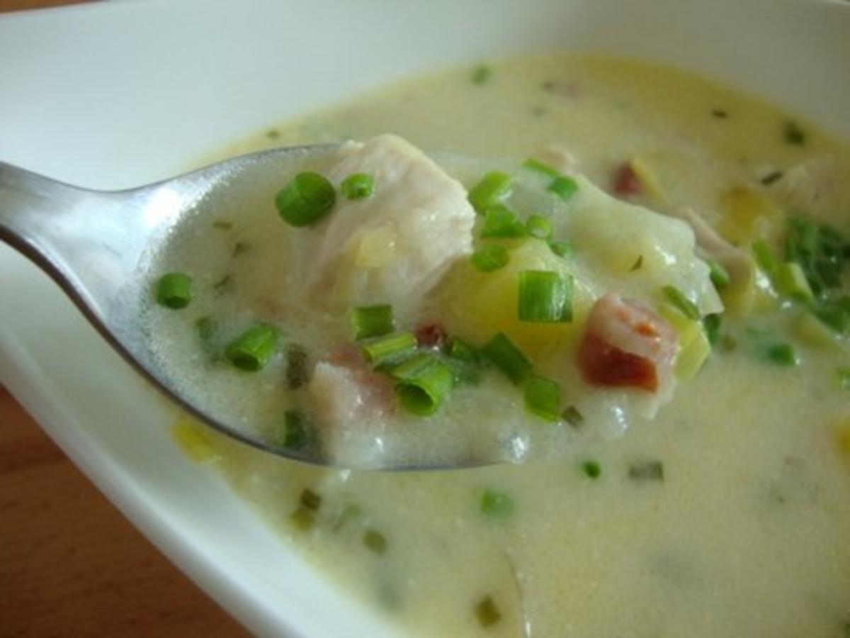 Rezept: cremiges Kartoffelsüppchen mit Huhn cremiges Kartoffelsüppchen mit Huhn - Rezept